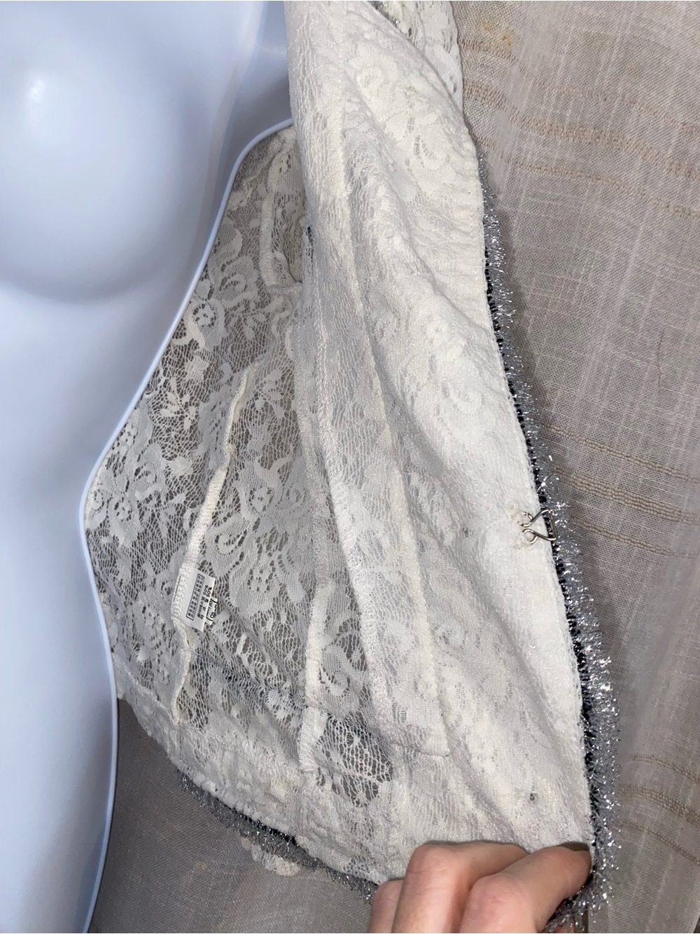 VTG Korean White Floral Lace Shrug Metallic Trim Cropped Jacket M - Picture 8 of 16
